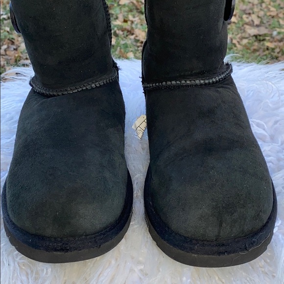 UGG BAILEY BUTTON TRIPLET SHEARLING BOOTS BLACK - Picture 5 of 14